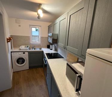 Oxford Apartment | Cherry Tree