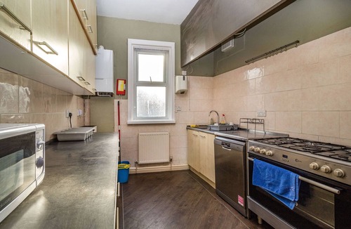 Blackpool Town Center Cottage | Cherry Tree House