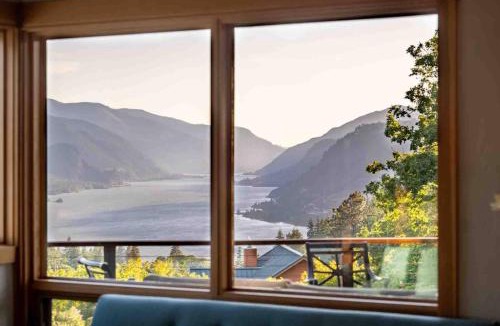 White Salmon House | CherryView Lane