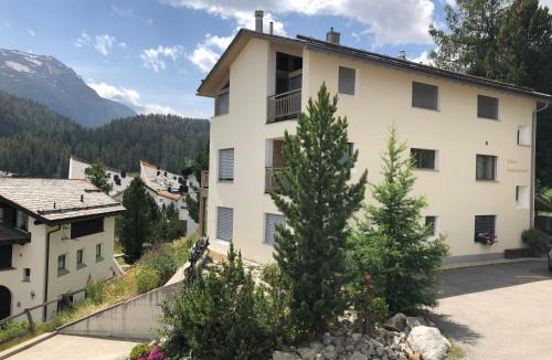 Celerina-Schlarigna Apartment | Chesa Guardamunt
