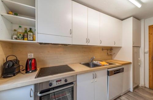 Celerina-Schlarigna Apartment | Chesa La Giunfra - Celerina