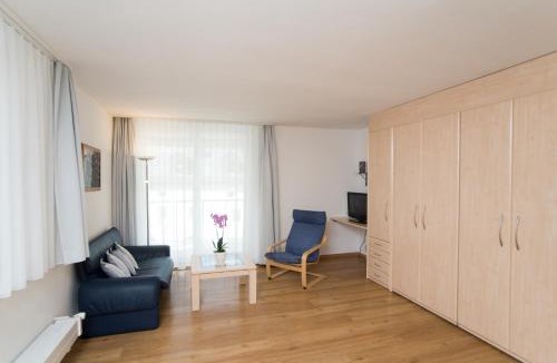 Pontresina House | Chesa Quadrella Zimmer mit Kochecke inklusive Bergbahnen im Sommer-ausser Studio