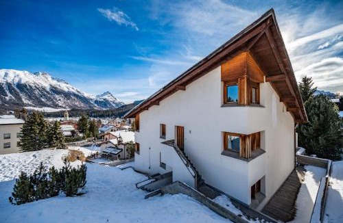 Celerina-Schlarigna Apartment | Chesa Sarvit