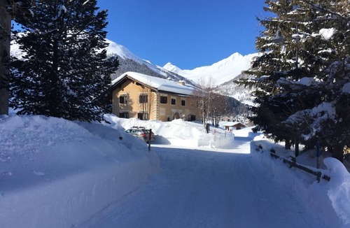 La Punt-Chamues-ch House | Chesa Viletta 2