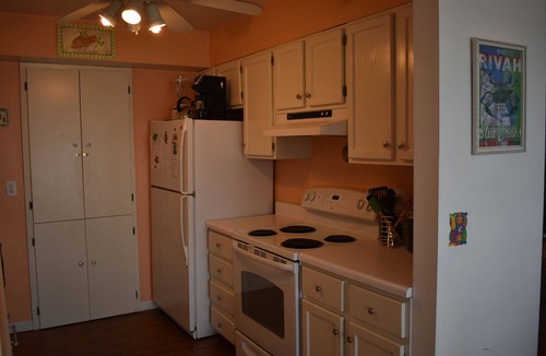 North Cottage | Chesapeake Bay Cottage, Private Pool, Pier and Kayaks