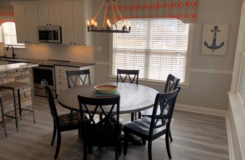 Elkton House | Chesapeake Bay House with Dock & Private Beach