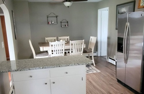 Cambridge House | Chesapeake Shores - Waterfront Tranquility