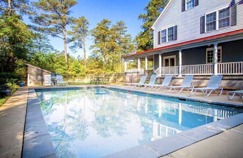 Woolford House | Chesapeake Waterfront- 7bd/5ba, Beach, Pool, Dock Pet permitted