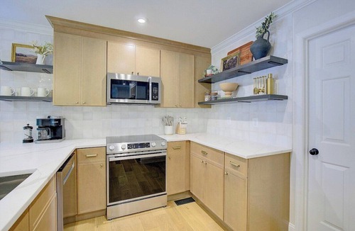 Chesapeake Ranch Estates-Drum Point House | ChesapeakeWaterfront - HotTub FirePit Kayak Arcade