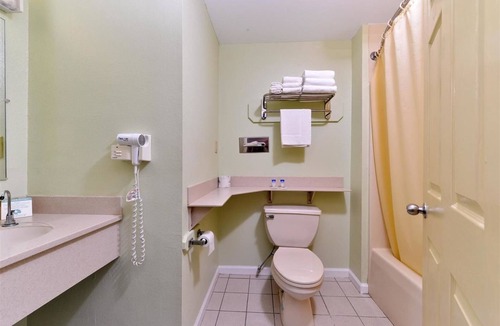 Cheshire Hotel | Cheshire Welcome Inn