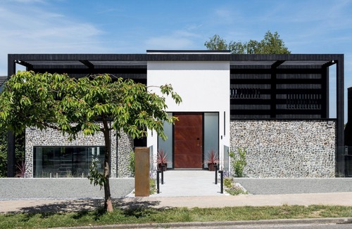 Rickmansworth House | Chess Valley modern home stay