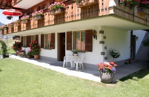 Grindelwald Apartment | Chessibach Studio 2 bed flat, Studio Obj. 2090
