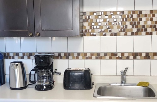 Winnipeg Apartment | Chesskings Car Rental Guest House