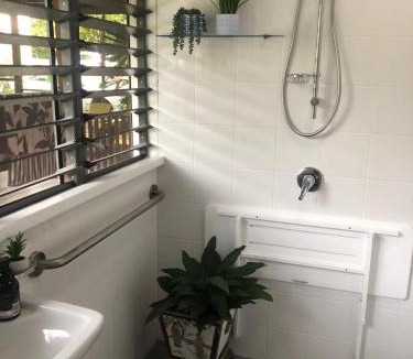 Uki Villa | Chesson Lodge