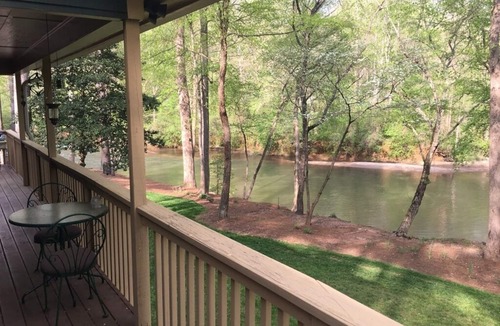 Dahlonega House | Chestatee River Cabin