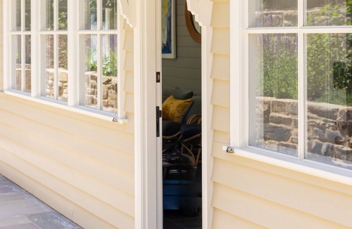 Castlemaine House | CHESTER COTTAGE, CASTLEMAINE