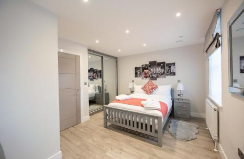 Reading Apartment | Chester House