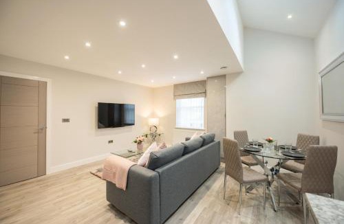 Reading Apartment | Chester House