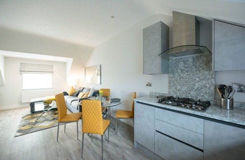 Reading Apartment | Chester House