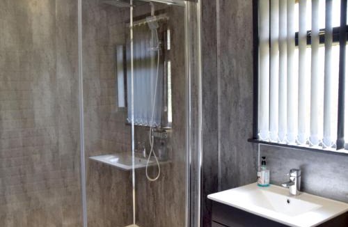 Fitling House | Chestnut 3 Hot Tub