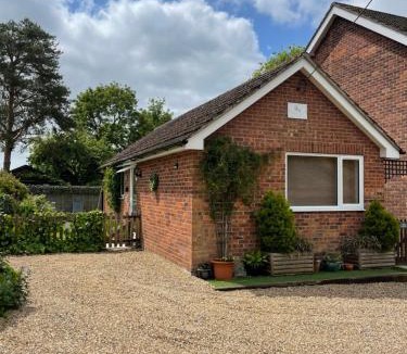 East Bergholt House | Chestnut Cottage