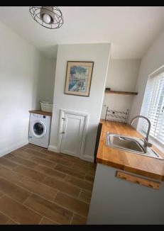 Attleborough House | Chestnut Cottage