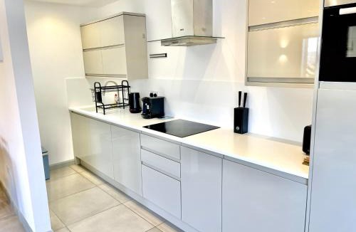 Nine Elms Apartment | Chestnut Cottage