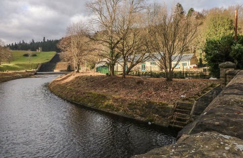 Hoylandswaine Cottage | Chestnut Cottage