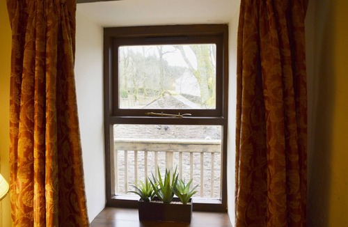 Alston Cottage | Chestnut