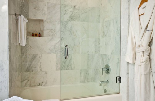 Chestnut Hill Hotel | Chestnut Hill Hotel