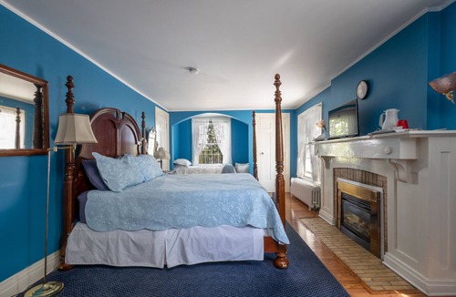 Niagara Falls Bed & Breakfast | Chestnut Inn Bed and Breakfast