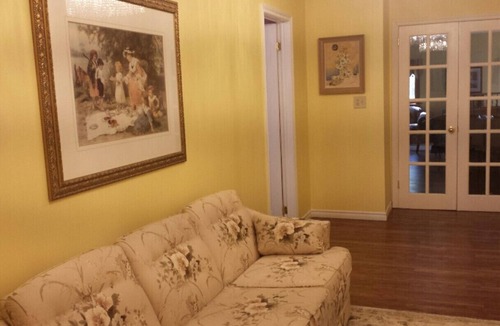 Anne's Land Bed & Breakfast | Chestnut Lane Bed & Breakfast - The Sand Room