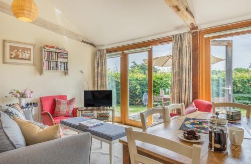 East Dean and Friston House | Chestnut Lodge