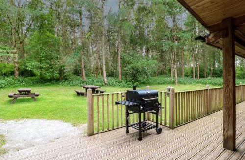 Rosliston House | Chestnut Lodge