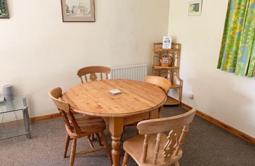 Bromham House | Chestnut Lodge - Uk38194