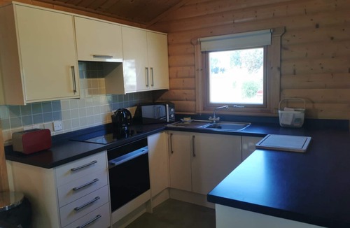 Bexhill-on-Sea Cabin | Chestnut Meadow Cabin