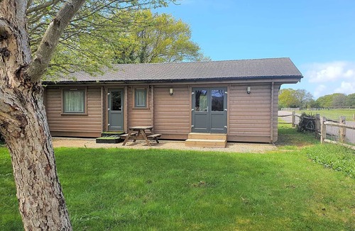 Bexhill-on-Sea Cabin | Chestnut Meadow Cabin