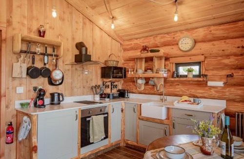 Upper Sapey House | Chestnut - Tedstone Log Cabins