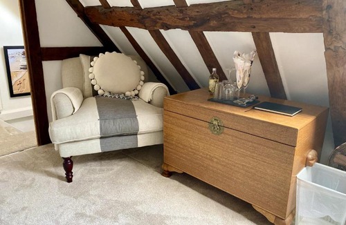 Ardingly House | Chestnut Tree Cottage, 7 High Street