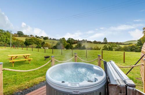 Welshpool House | Chestnut Uk36261