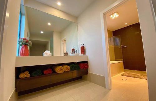 West Beach House | Chetwynd charm