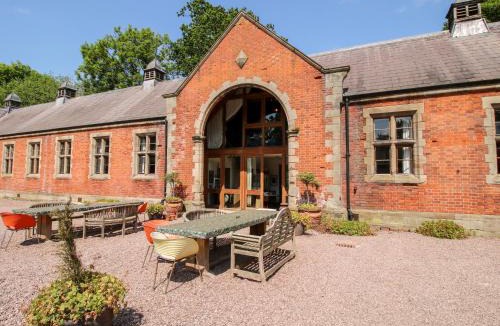 Amerton House | Chetwynd Lodge