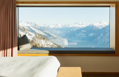 Lens Hotel | Chetzeron Mountain Boutique Hotel
