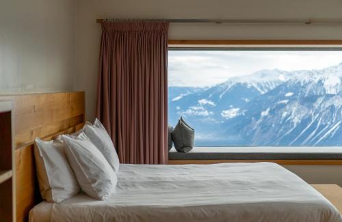 Lens Hotel | Chetzeron Mountain Boutique Hotel
