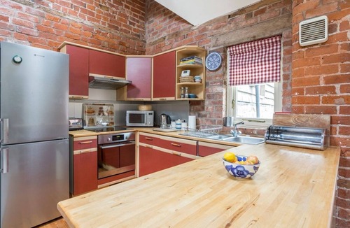 Upton Cressett Villa | Chevaliers Coach House