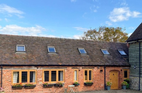 Upton Cressett Villa | Chevaliers Coach House