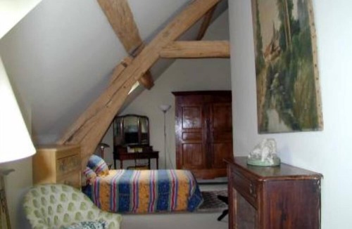 Chevannes Other | Chevannes: House with character