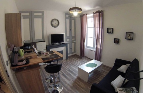 Blois Apartment | Cheverny apartment with private courtyard in the center of Blois