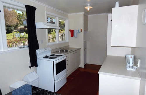 Woodhill Hotel | Cheviot Park Motor Lodge