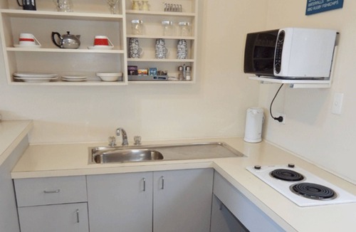 Woodhill Hotel | Cheviot Park Motor Lodge